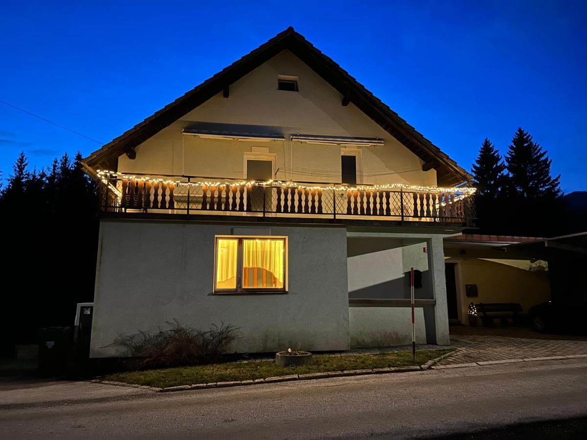 Apartma Rekar - A House, Where You Can Relax In The Embrace Of Nature Jesenice Dış mekan fotoğraf